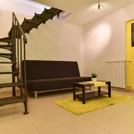 4bnb - San Lorenzo Spacious Lägenhet *